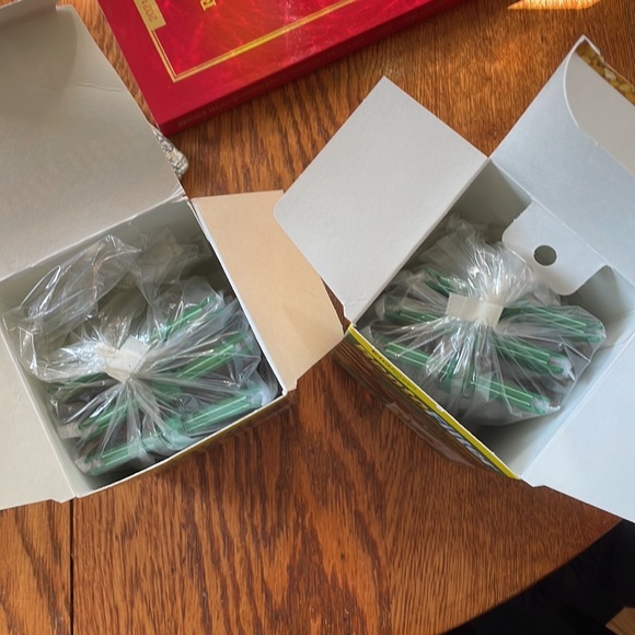 Two (2) Boxes Tetrafauna Medium Disposable Filters - Picture 3 of 4